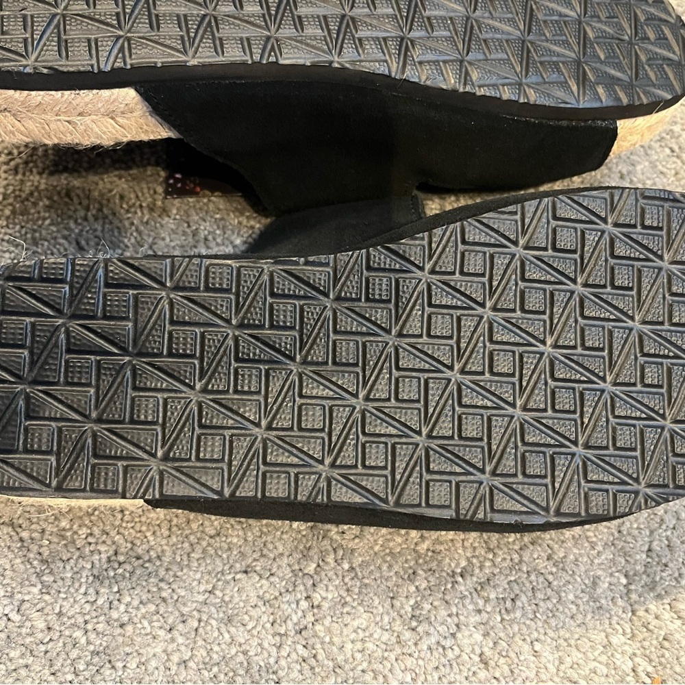 Haute Hippie Black Sandals with Gold Buckles NWT - Picture 5 of 13